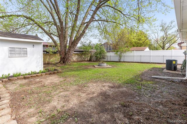 10753 Van Buren Street, Van Buren, MI 48111