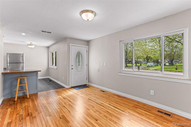 10753 Van Buren Street, Van Buren, MI 48111