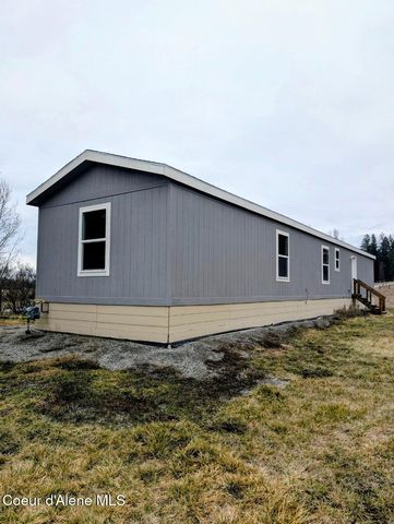 8 Diamond RD, Bonners Ferry, ID 83805