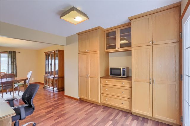 3305 State Rd, Hickory Twp, PA 16105