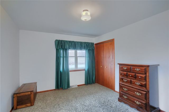 3305 State Rd, Hickory Twp, PA 16105