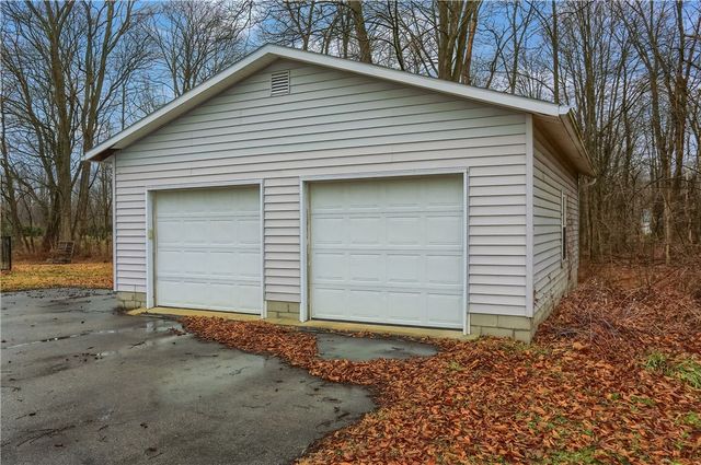3305 State Rd, Hickory Twp, PA 16105