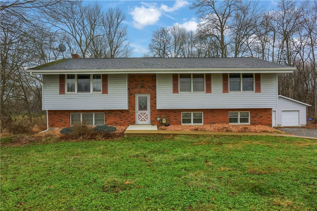 3305 State Rd, Hickory Twp, PA 16105