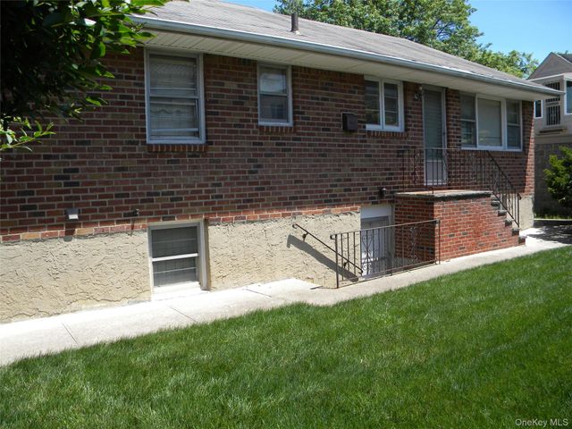 2810 210th Place, Bayside, NY 11360