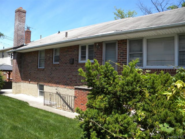 2810 210th Place, Bayside, NY 11360