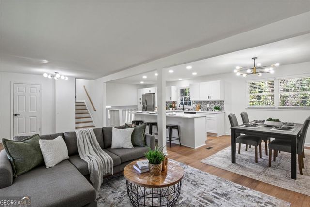 4023 Snapfinger Way, Decatur, GA 30035