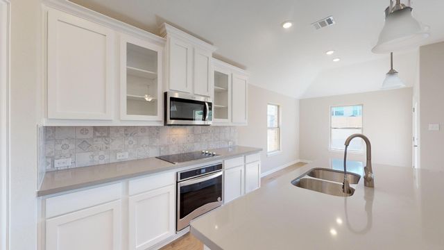 501 Pheasant Hill Lane, Fort Worth, TX 76028