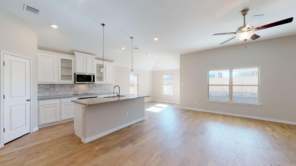 501 Pheasant Hill Lane, Fort Worth, TX 76028