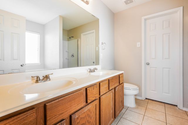 12617 Summerwood Drive, Fort Worth, TX 76028