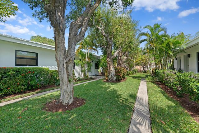 237 NE 10th Street 241, Delray Beach, FL 33444