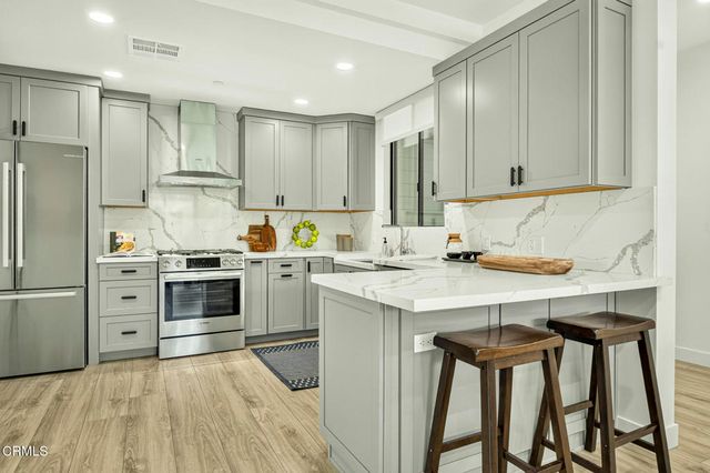 2608 Honolulu Avenue 311, Montrose, CA 91020