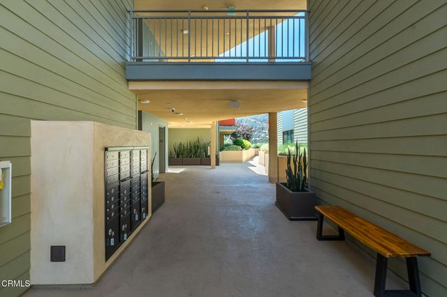 2608 Honolulu Avenue 311, Montrose, CA 91020