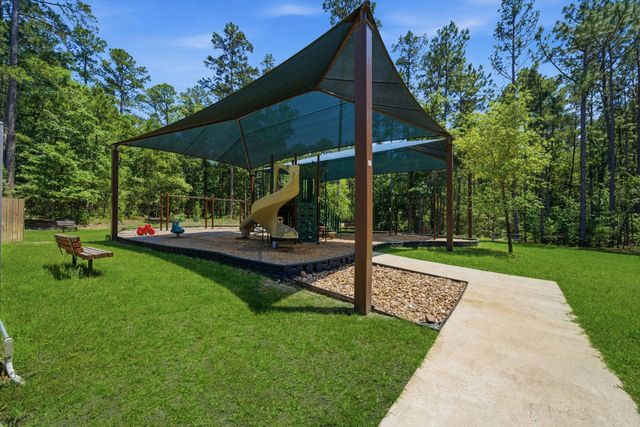 501 Bass Boat Village 112, Huntsville, TX 77320