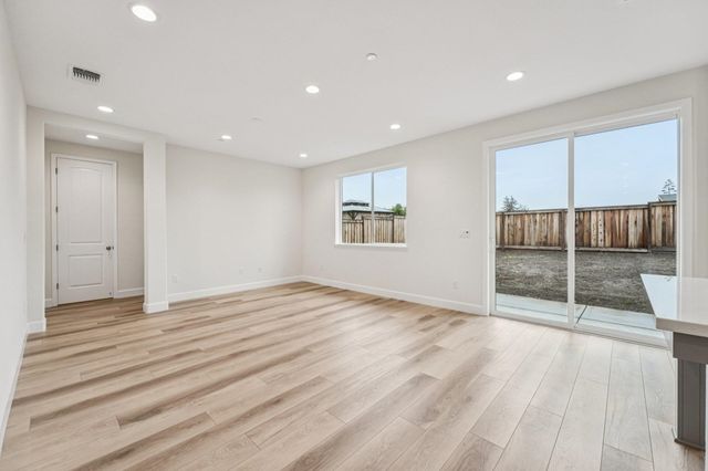 1308 Sunningdale Lane, Fairfield, CA 94533