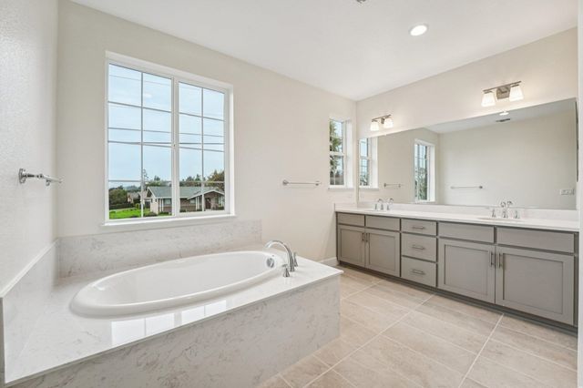 1308 Sunningdale Lane, Fairfield, CA 94533