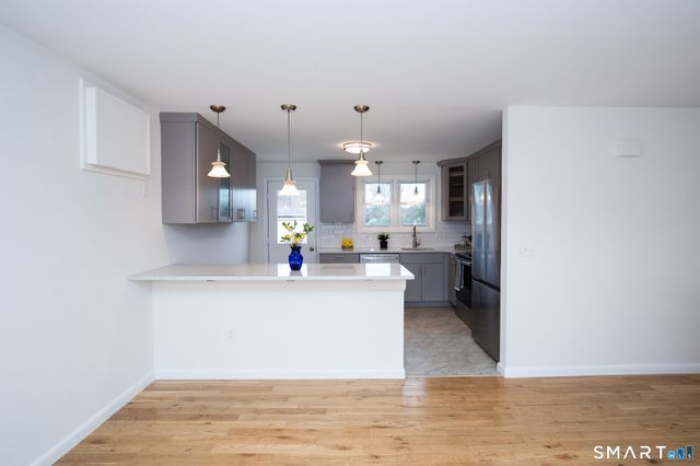 291 Cartpath Drive, Meriden, CT 06450