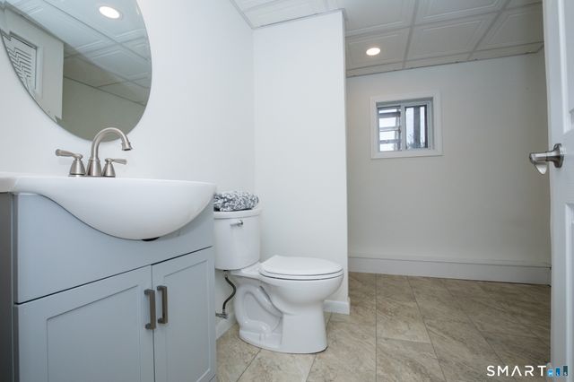 291 Cartpath Drive, Meriden, CT 06450