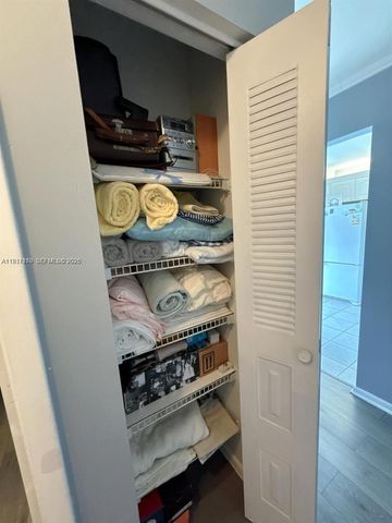 6720 Moonlit Dr, Delray Beach, FL 33446