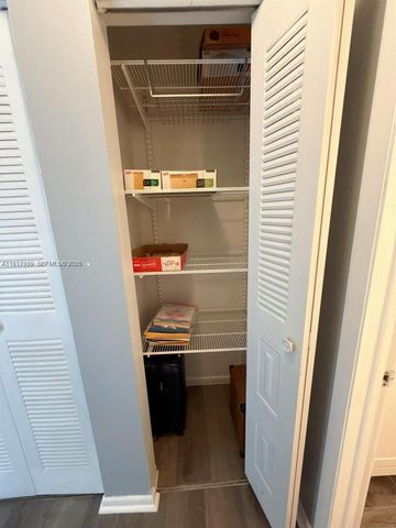 6720 Moonlit Dr, Delray Beach, FL 33446