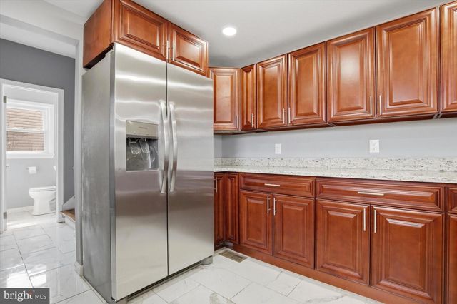 1061 YORK AVE, Lansdale, PA 19446