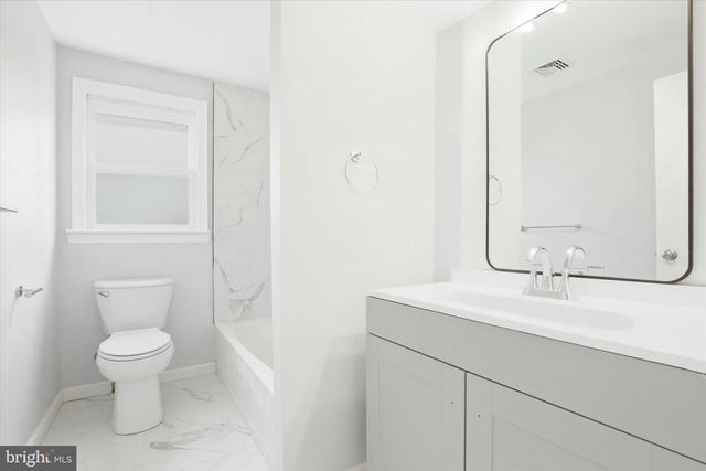 1061 YORK AVE, Lansdale, PA 19446