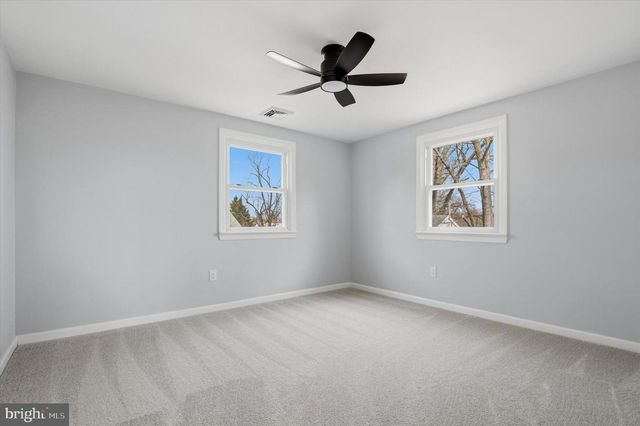 1061 YORK AVE, Lansdale, PA 19446