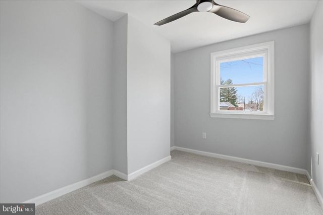 1061 YORK AVE, Lansdale, PA 19446