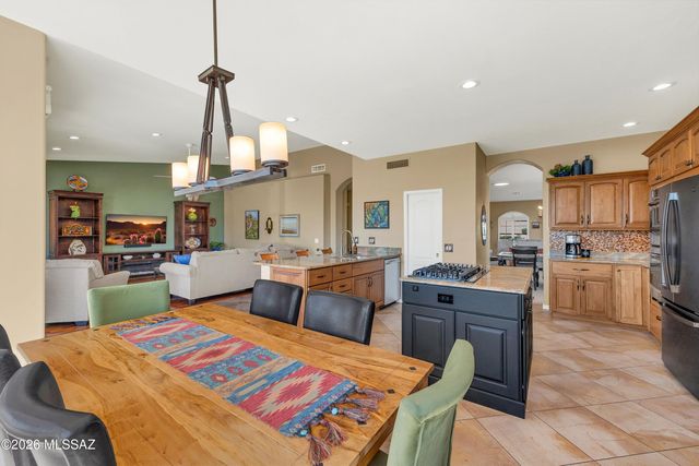 65685 E Desert Moon Court, Tucson, AZ 85739