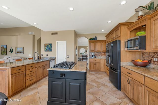 65685 E Desert Moon Court, Tucson, AZ 85739