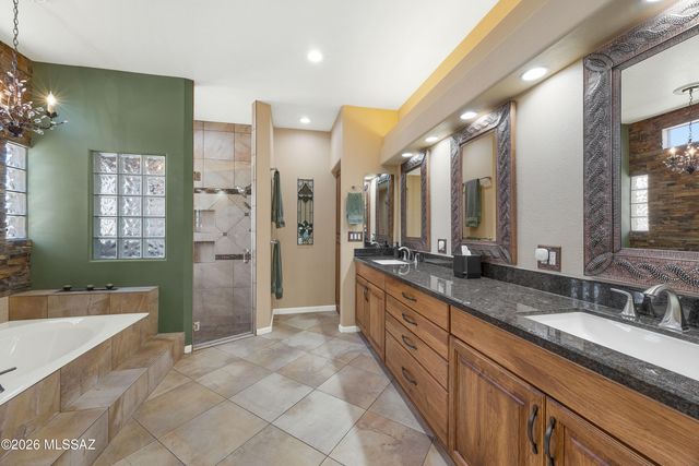 65685 E Desert Moon Court, Tucson, AZ 85739