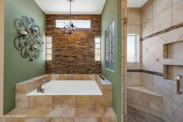 65685 E Desert Moon Court, Tucson, AZ 85739