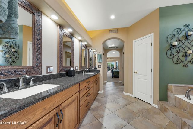 65685 E Desert Moon Court, Tucson, AZ 85739