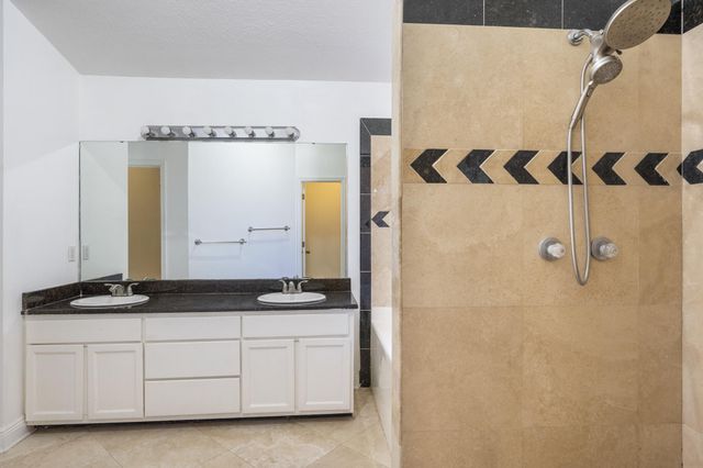 27 Hidden Harbor Lane, Destin, FL 32550