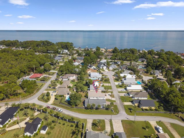 27 Hidden Harbor Lane, Destin, FL 32550