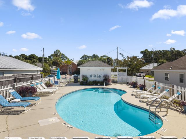 27 Hidden Harbor Lane, Destin, FL 32550