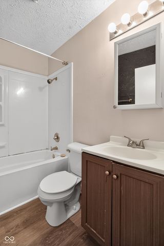 9508 Baker Court, Indianapolis, IN 46235