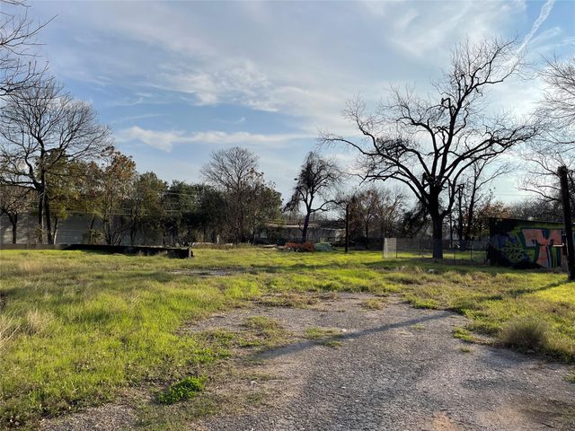 6011 Bolm RD, Austin, TX 78721