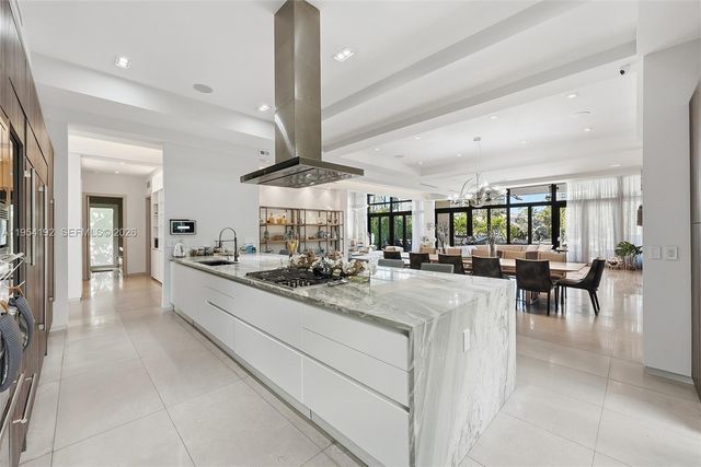 364 Golden Beach Dr, Golden Beach, FL 33160