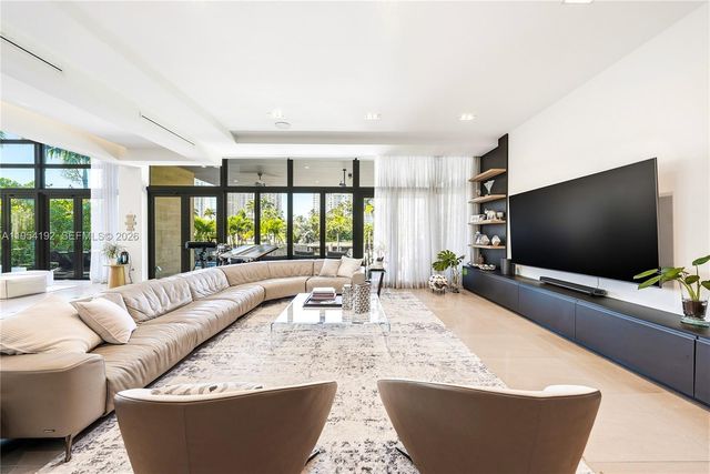 364 Golden Beach Dr, Golden Beach, FL 33160