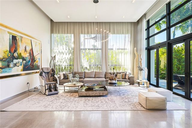 364 Golden Beach Dr, Golden Beach, FL 33160