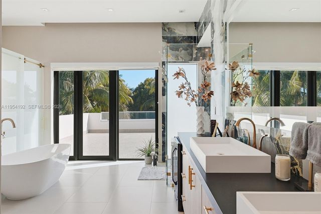 364 Golden Beach Dr, Golden Beach, FL 33160