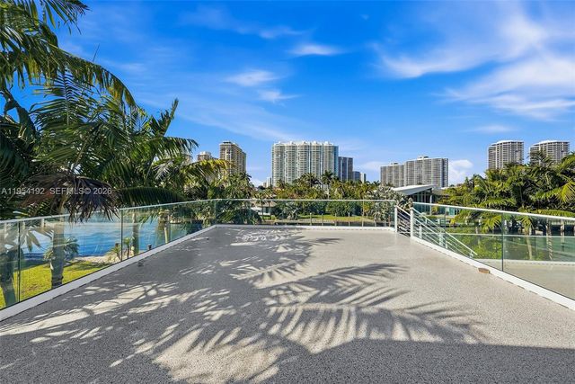 364 Golden Beach Dr, Golden Beach, FL 33160