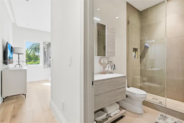 364 Golden Beach Dr, Golden Beach, FL 33160