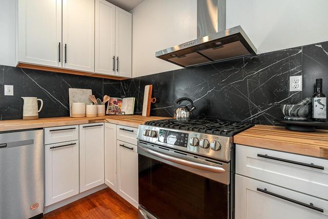 438 E Columbus Street, Columbus, OH 43206