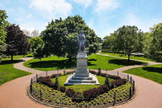 438 E Columbus Street, Columbus, OH 43206