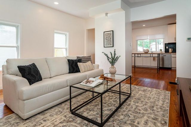 438 E Columbus Street, Columbus, OH 43206