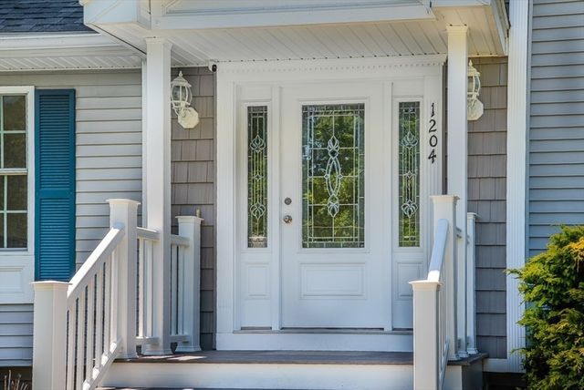 1204 Main Street, Reading, MA 01867