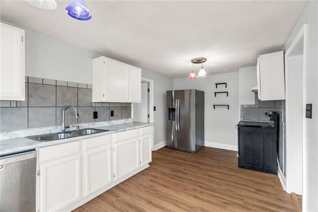 1124 S Haden Street, Independence, MO 64050