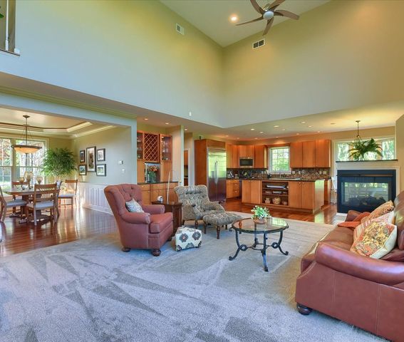 880 SAWGRASS, Mechanicsburg, PA 17050