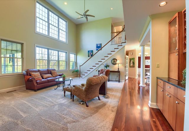 880 SAWGRASS, Mechanicsburg, PA 17050